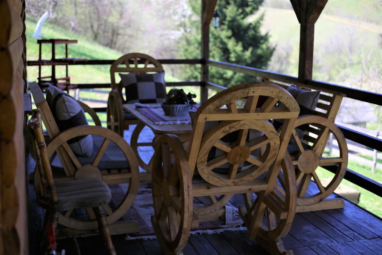 Forest Lodge On The Pyramid Visoko Bagian luar foto