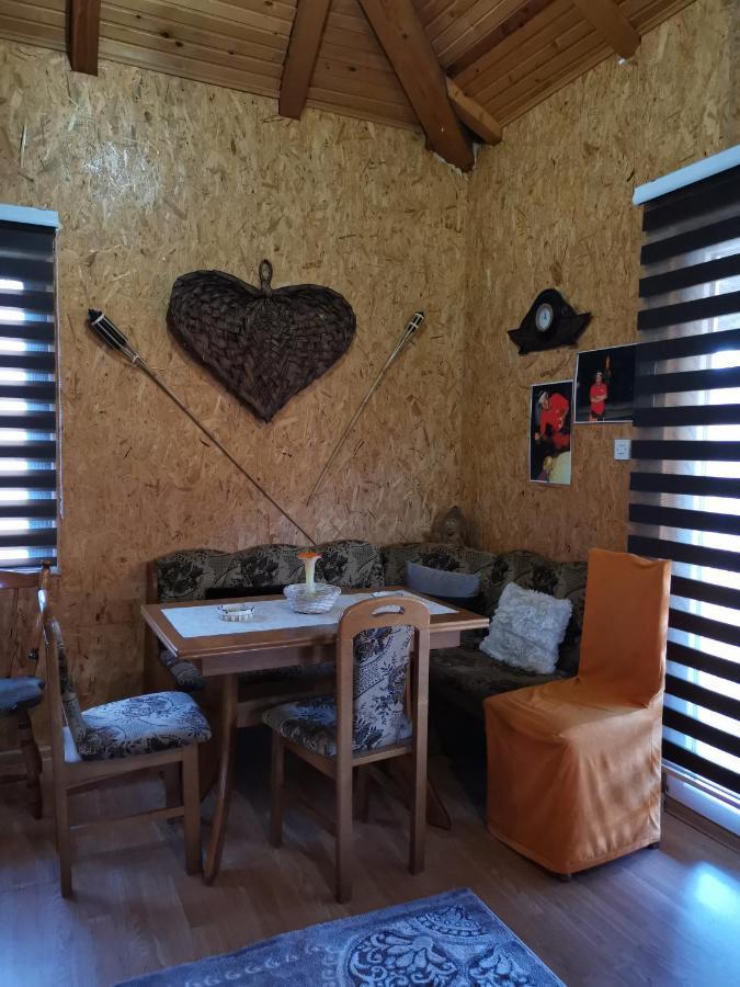 Forest Lodge On The Pyramid Visoko Bagian luar foto
