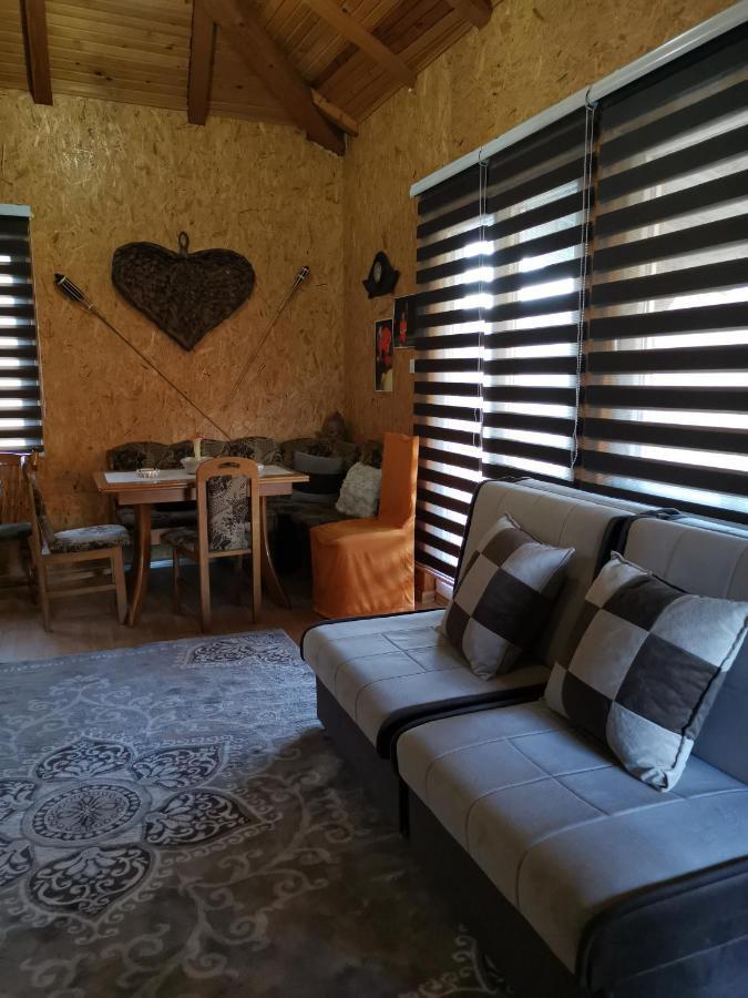 Forest Lodge On The Pyramid Visoko Bagian luar foto